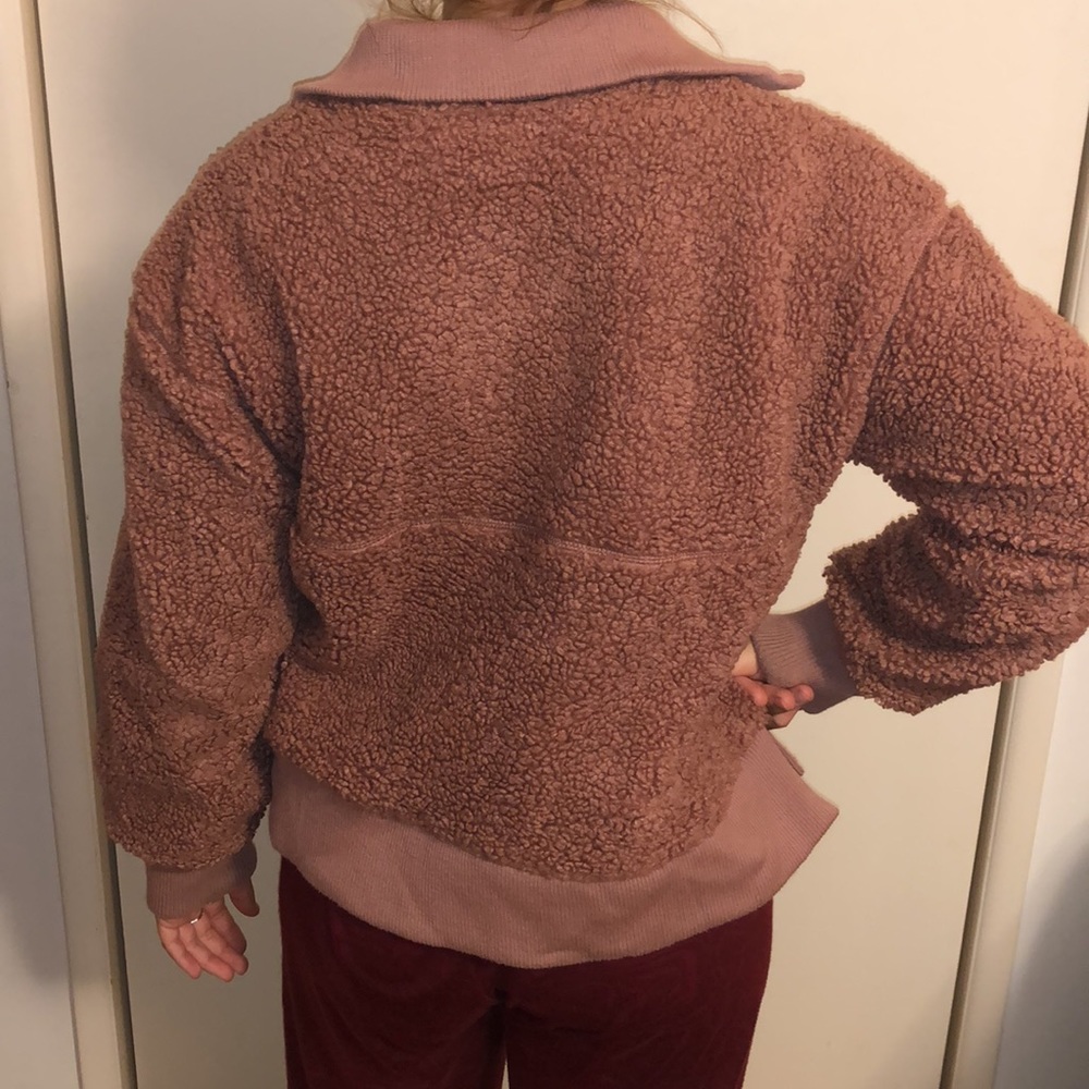 Sherpa Jacket - Picture 2 of 7